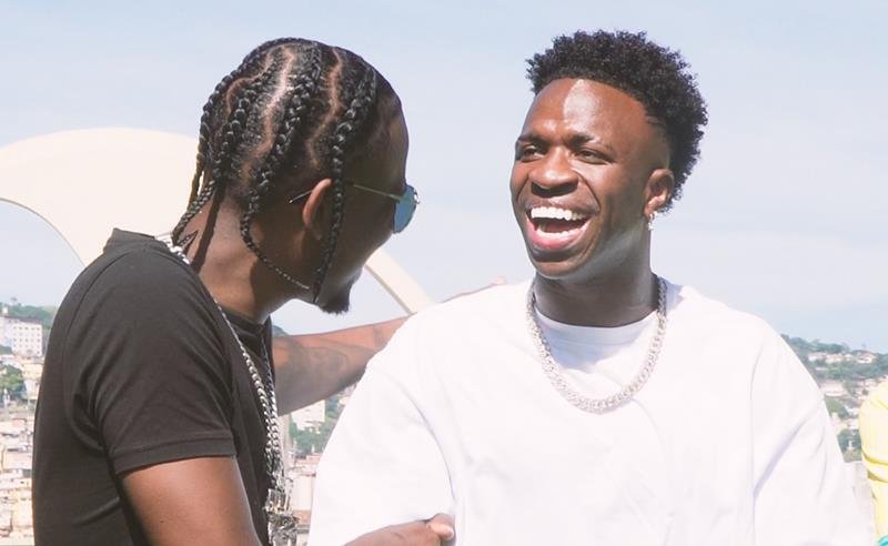 Do baile ao estádio: DJ Zullu é trilha sonora das vitórias de Vini Jr