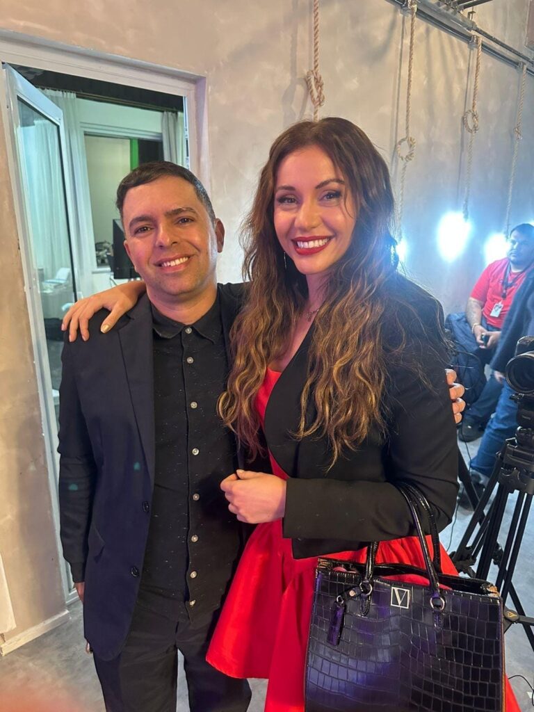 Autor Thiago Winner com a campeã do BBB 11, Maria Melilo