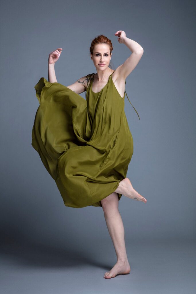 Saias masculinas ganham espaço na TV e mudam o jogo da moda