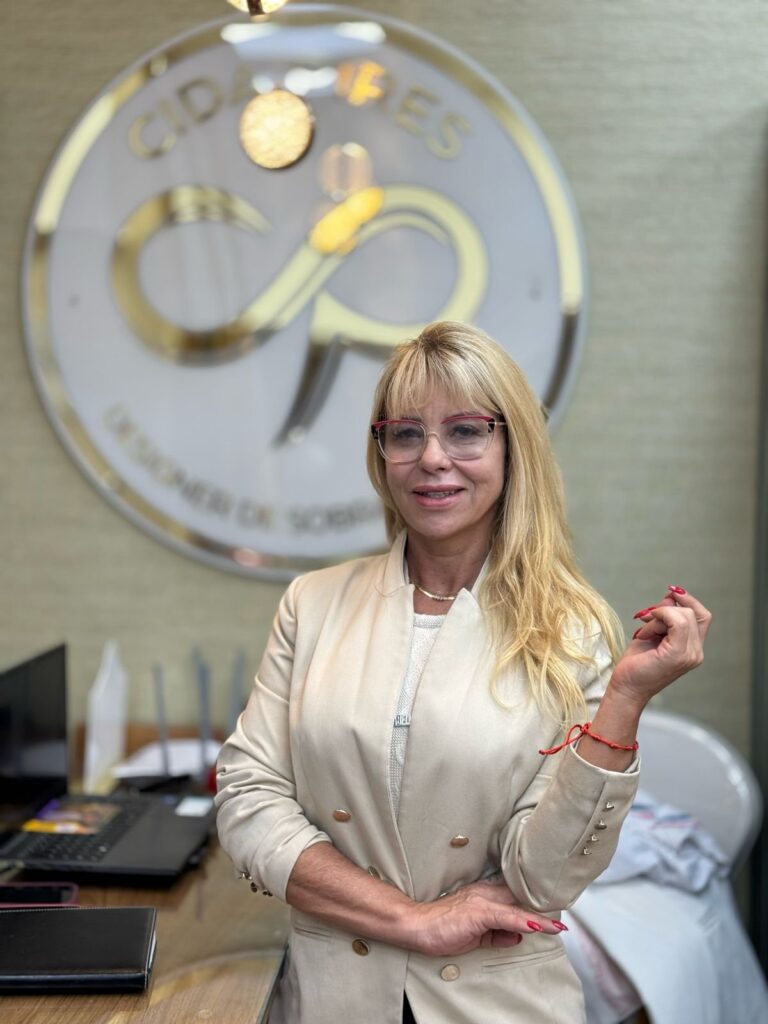 Especialista dá dicas práticas para quem quer atuar no mercado de design de sobrancelhas