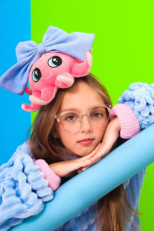 Ai que frio! Editorial de moda de inverno infantil apresenta looks que você pode montar em casa