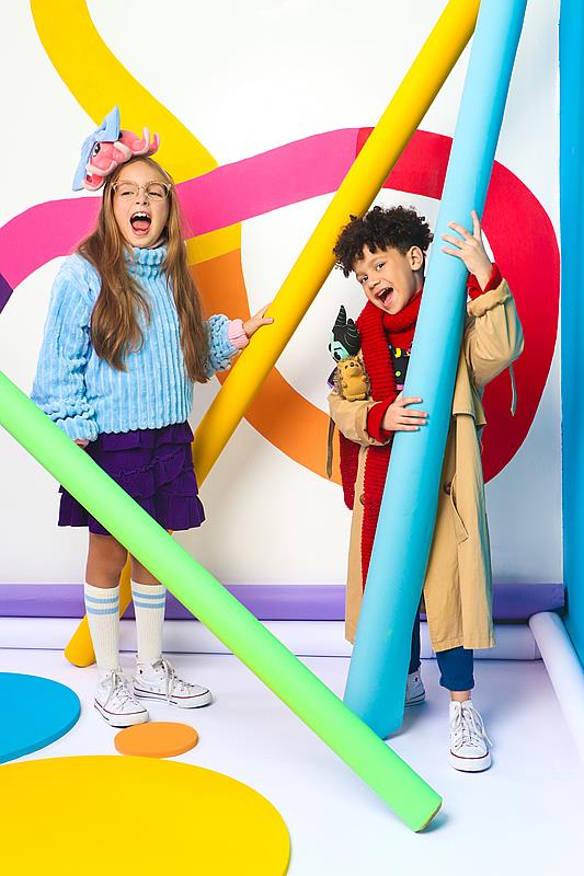 Ai que frio! Editorial de moda de inverno infantil apresenta looks que você pode montar em casa