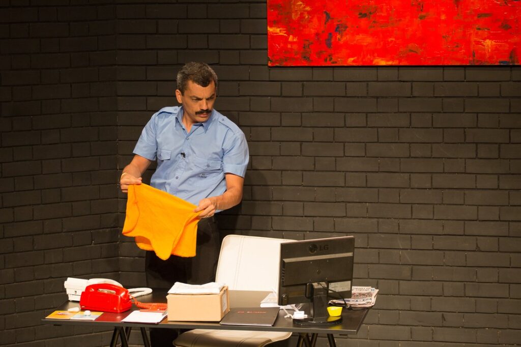 Comédia “O Porteiro” encerra temporada no Laura Alvim, em Ipanema