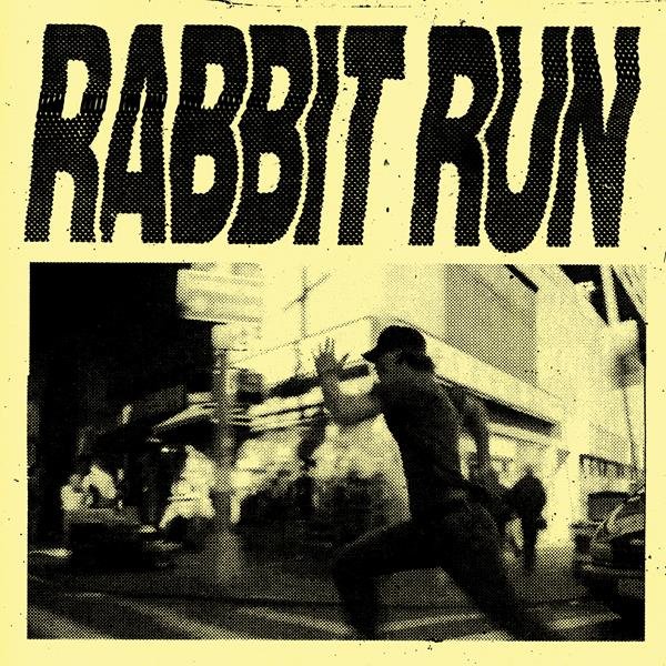 IDLES lança “Rabbit Run”, canção original para o novo filme de Darren Aronofsky, “Caught Stealing”