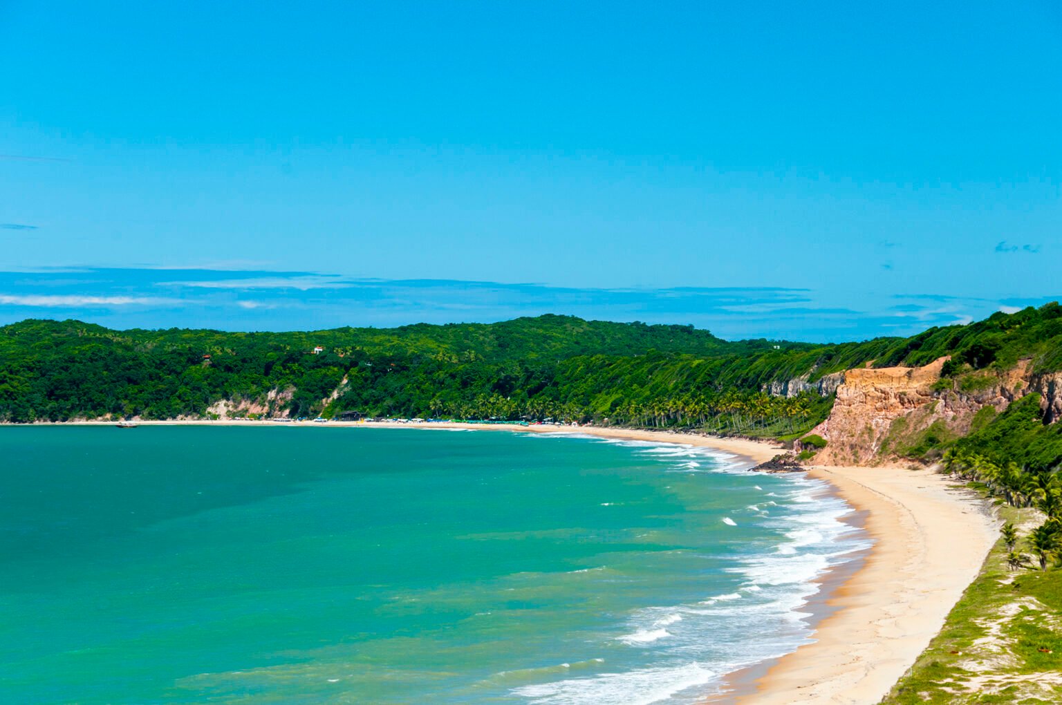 Praia no município de Tibau do Sul. Divulgação/Fermamdp Chiriboga