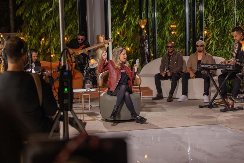 Marília Tavares grava projeto acústico inédito que revela seu lado mais íntimo e versátil