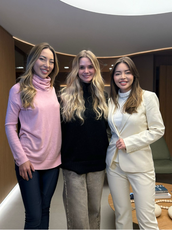 Wanessa Camargo e Marcella McGowan visitam a clínica de Amanda Meirelles em São Paulo para tratamentos estéticos com tecnologia Fotona Laser 1 Wanessa Camargo e Marcella McGowan visitam a clínica de Amanda Meirelles em São Paulo para tratamentos estéticos com tecnologia Fotona Laser