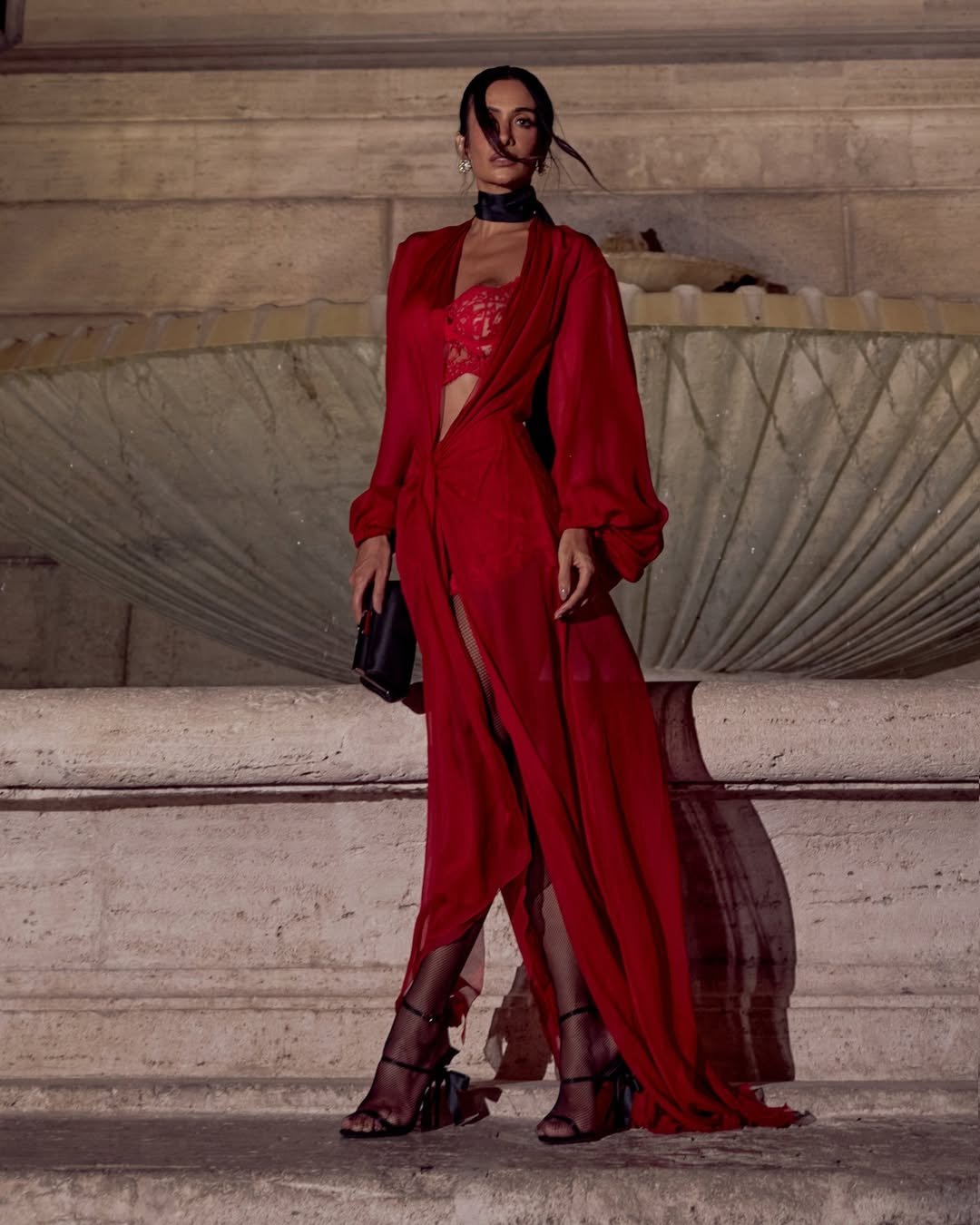 Silvia e Maria Braz desfilam elegância na Alta Moda da Dolce & Gabbana