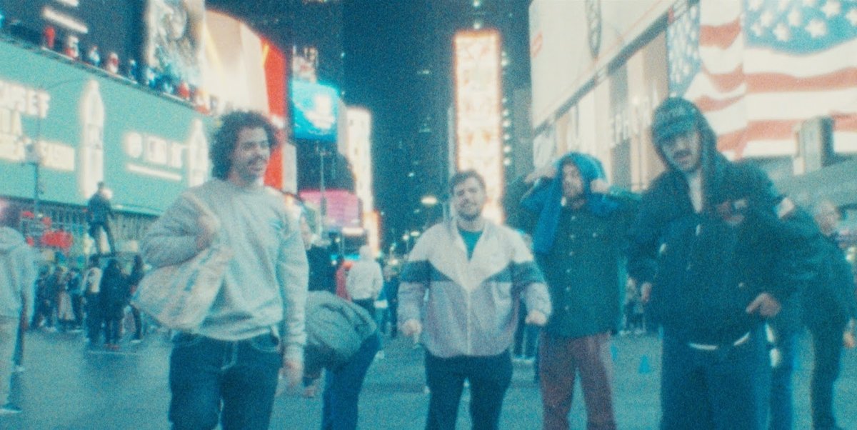 Jovem Dionisio lança “Não Pense” com clipe em Nova Iorque