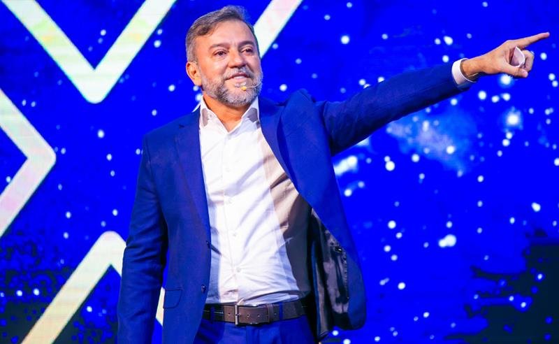 Produtividade excessiva pode ocultar fuga emocional, alerta