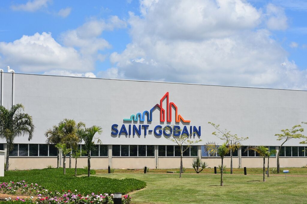 Trainee Saint-Gobain abre inscrições para edição 2026