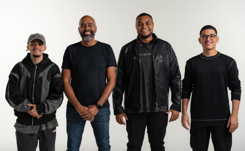 Adoradores Gratos celebra estreia de “Escolho a Ti”, videoclipe que já soma milhares de visualizações