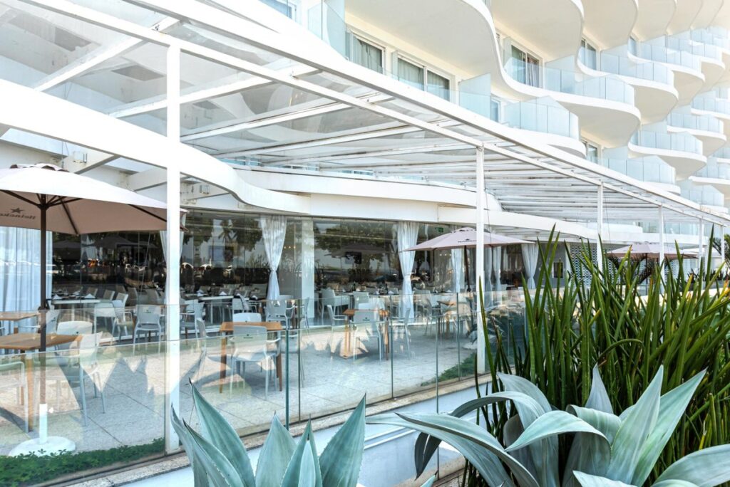 CDesign Hotel celebra Dia dos Pais com BBQ e Rock and Roll
