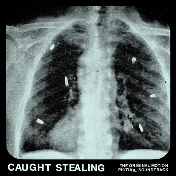 IDLES grava quatro faixas originais para o novo filme de Darren Aronofsky, Caught Stealing