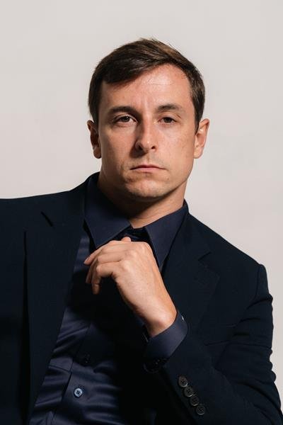 Ivan Bottene: O Médico Surfista que Revoluciona a Saúde com Natureza, Ciência e Propósito