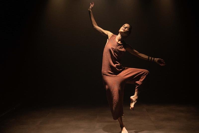 Aclamado por público e crítica, espetáculo “Solo da Cana” volta ao Rio de Janeiro em curtíssima temporada