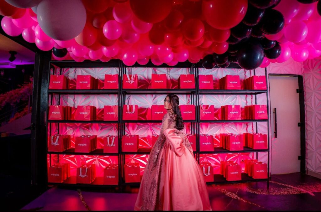 A influencer Mell Ribas homenageia sua grande inspiração, Virginia Fonseca, em sua festa de debutantes