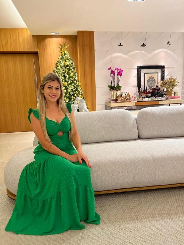 Psicóloga Poliane Oliveira Goulart Soares amplia atuação com atendimentos online e palestras sobre saúde mental