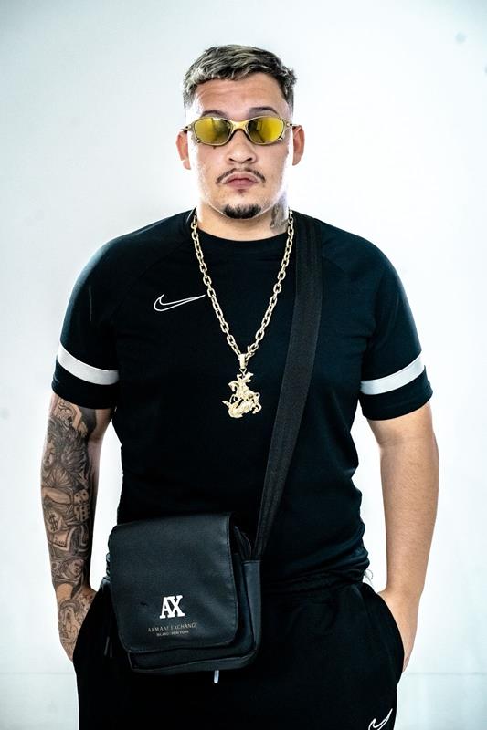 MC Staff atinge 16,6 milhões de ouvintes mensais no Spotify e se iguala a MC GW