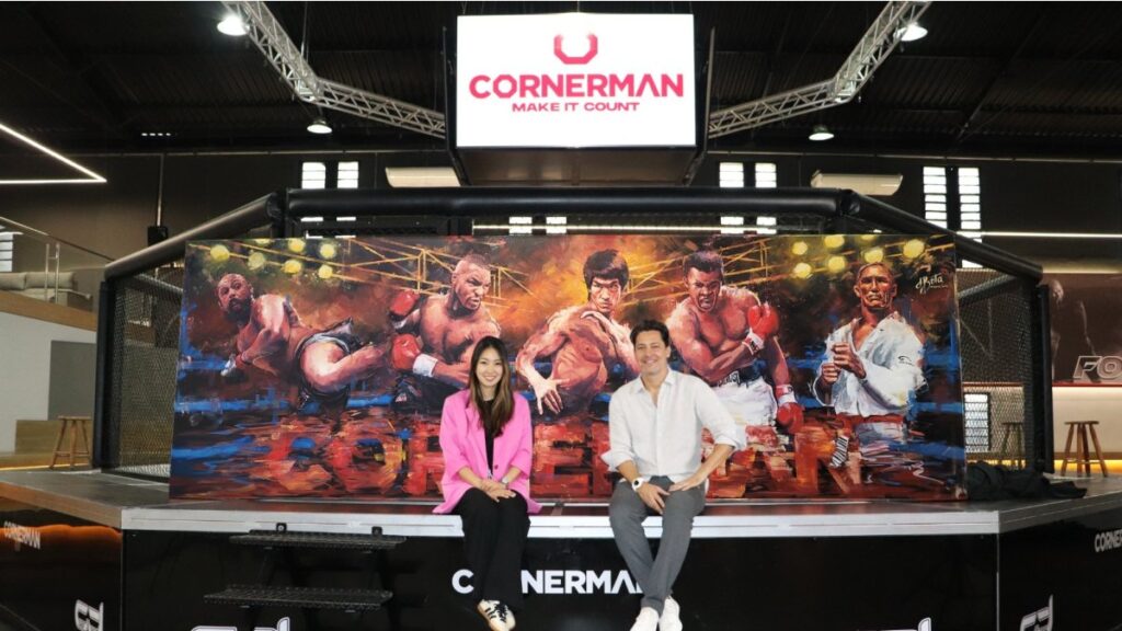 Cornerman celebra entrega de obra inédita que eterniza lendas das artes marciais