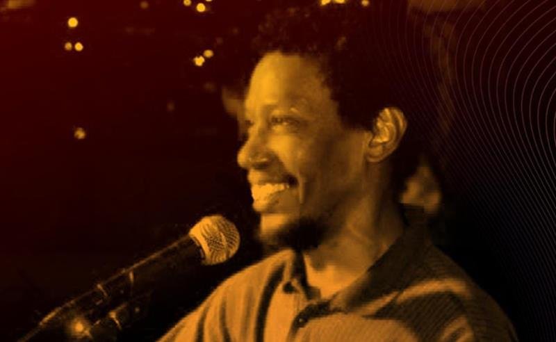 Robson Pacífico apresenta o show PLURIVERSO na Casa com a Música, na Lapa (RJ)