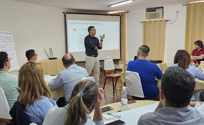 Ansiedade é uma “epidemia silenciosa” nos escritórios