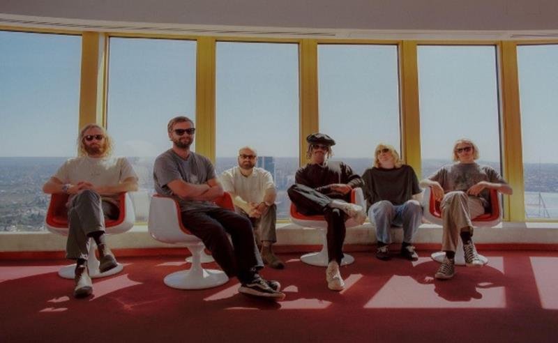 Ocean Alley Lança novo álbum Love Balloon com single destaque “Drenched” e se apresentará no Brasil em outubro Ocean Alley Lança novo álbum Love Balloon com single destaque “Drenched” e se apresentará no Brasil em outubro