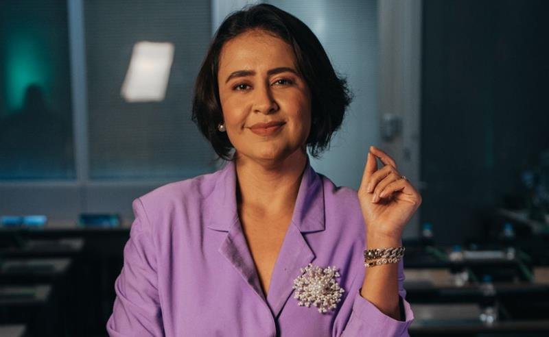 Zora Viana lança primeiro livro e propõe novo olhar sobre empreender com propósito, lucro e bem-estar Zora Viana lança primeiro livro e propõe novo olhar sobre empreender com propósito, lucro e bem-estar