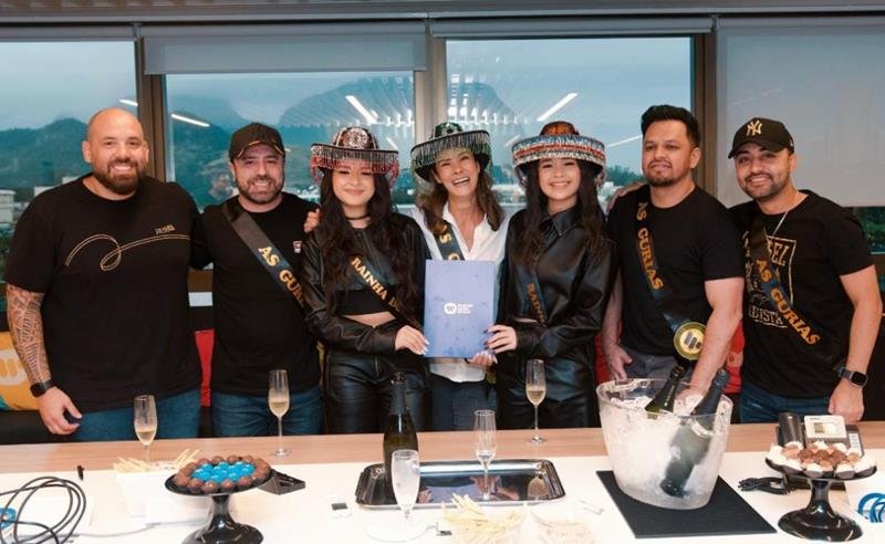 Eduardo Godoy fecha com a Warner Music e inicia nova era na produção musical brasileira Eduardo Godoy fecha com a Warner Music e inicia nova era na produção musical brasileira