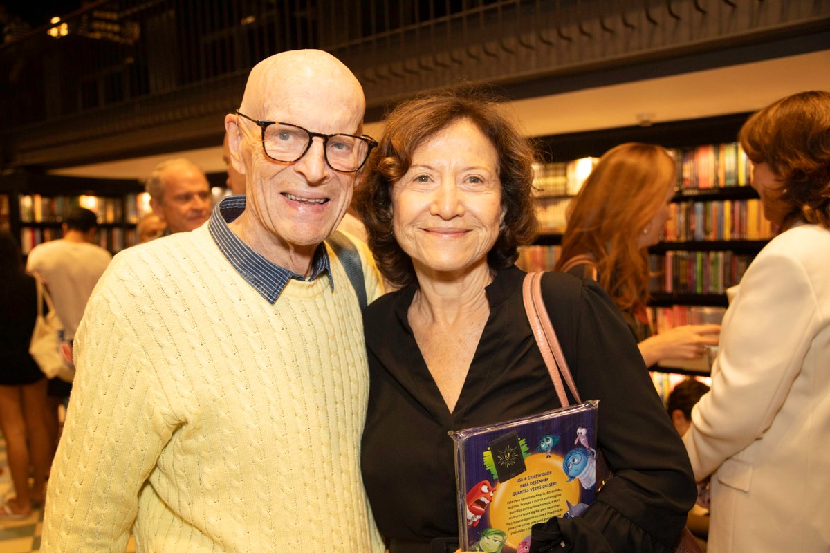 Travessa do Leblon recebe lançamento de “Odisseu”