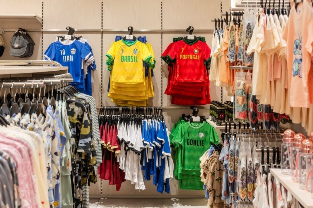 H&M inaugura segunda loja no Shopping Anália Franco