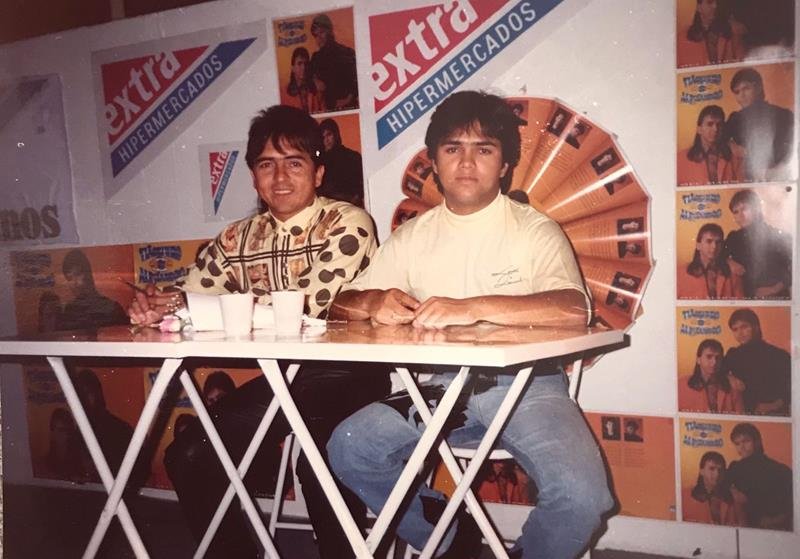 O sertanejo tem história: Tiãozinho & Alessandro estão de volta aos palcos 2 WhatsApp Image 2025 09 15 at 17.22.37 1 Copy