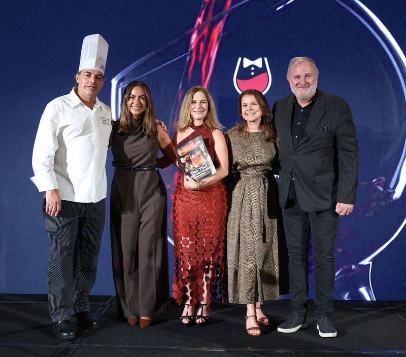 Fairmont Rio sedia 27ª edição do Prêmio Melhores da Taça Fairmont Rio sedia 27ª edição do Prêmio Melhores da Taça