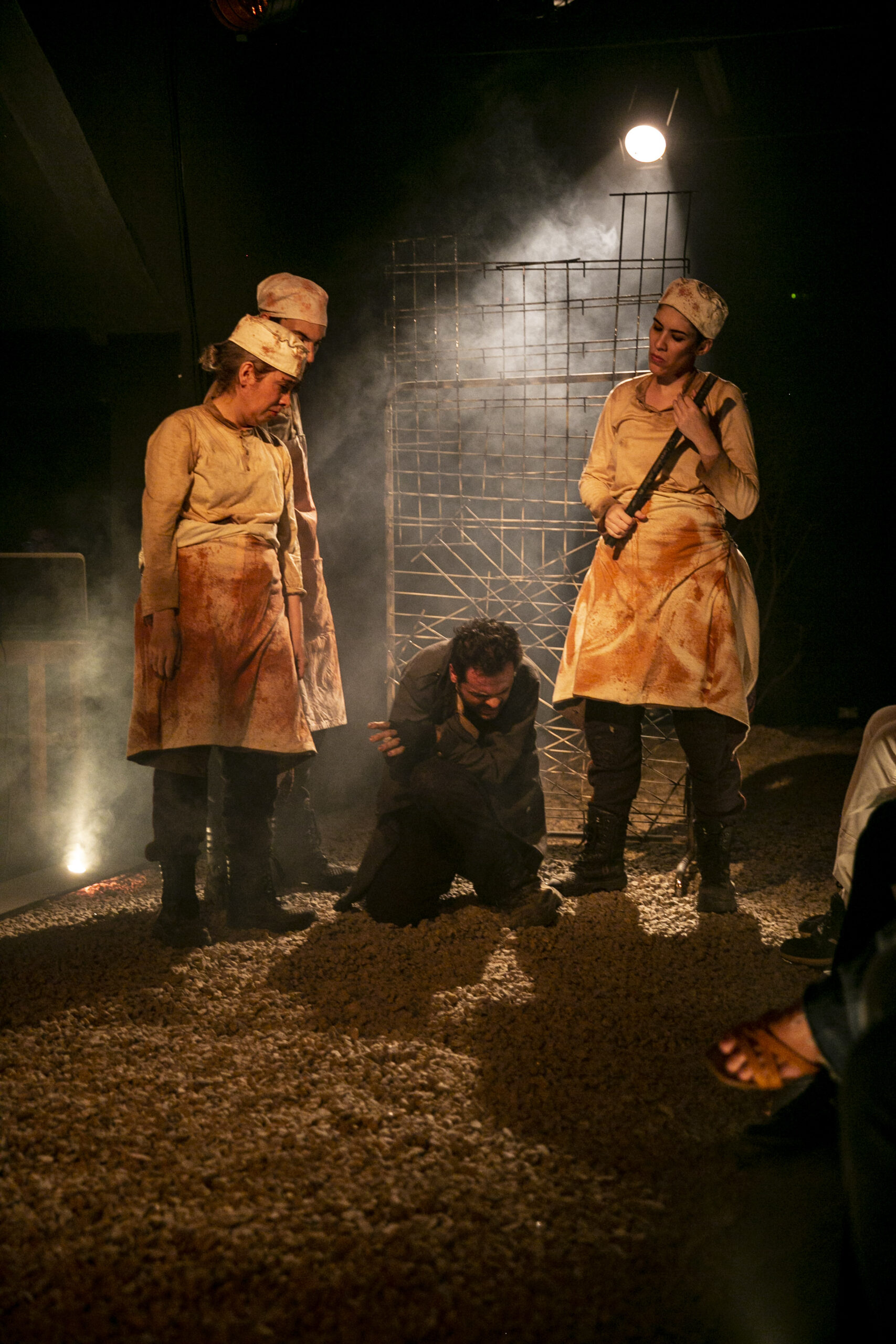 Coletivo Alfenim apresenta “Desertores” em quatro sessões gratuitas no Teatro Vianinha