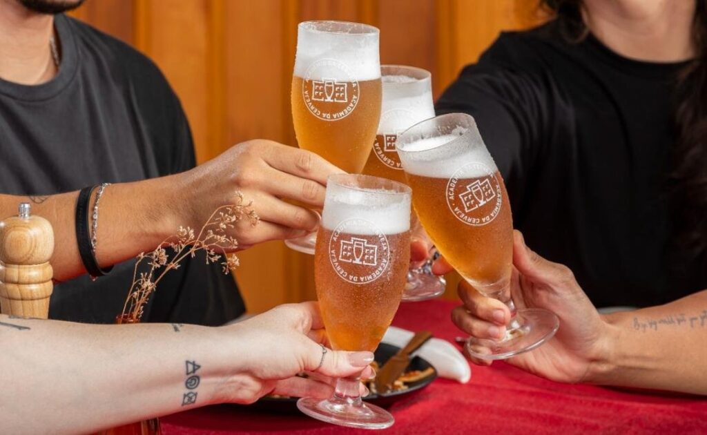 No Dia do Nordestino, cerveja também celebra identidade: da mandioca ao caju e à laranja, insumos da região inspiram a produção brasileira No Dia do Nordestino, cerveja também celebra identidade: da mandioca ao caju e à laranja, insumos da região inspiram a produção brasileira