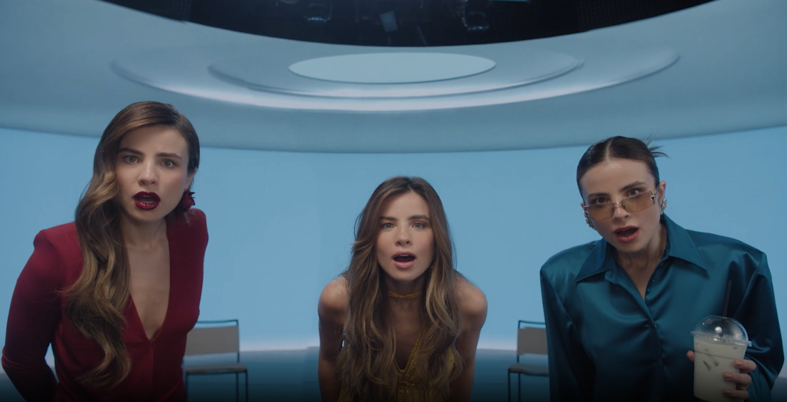 GIULIA BE inicia nova fase com “fool for love” e projeto trilíngue de 21 faixas