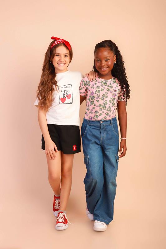 Influenciadoras mirins movimentam o primeiro dia do Max Fashion Tour em Salvador