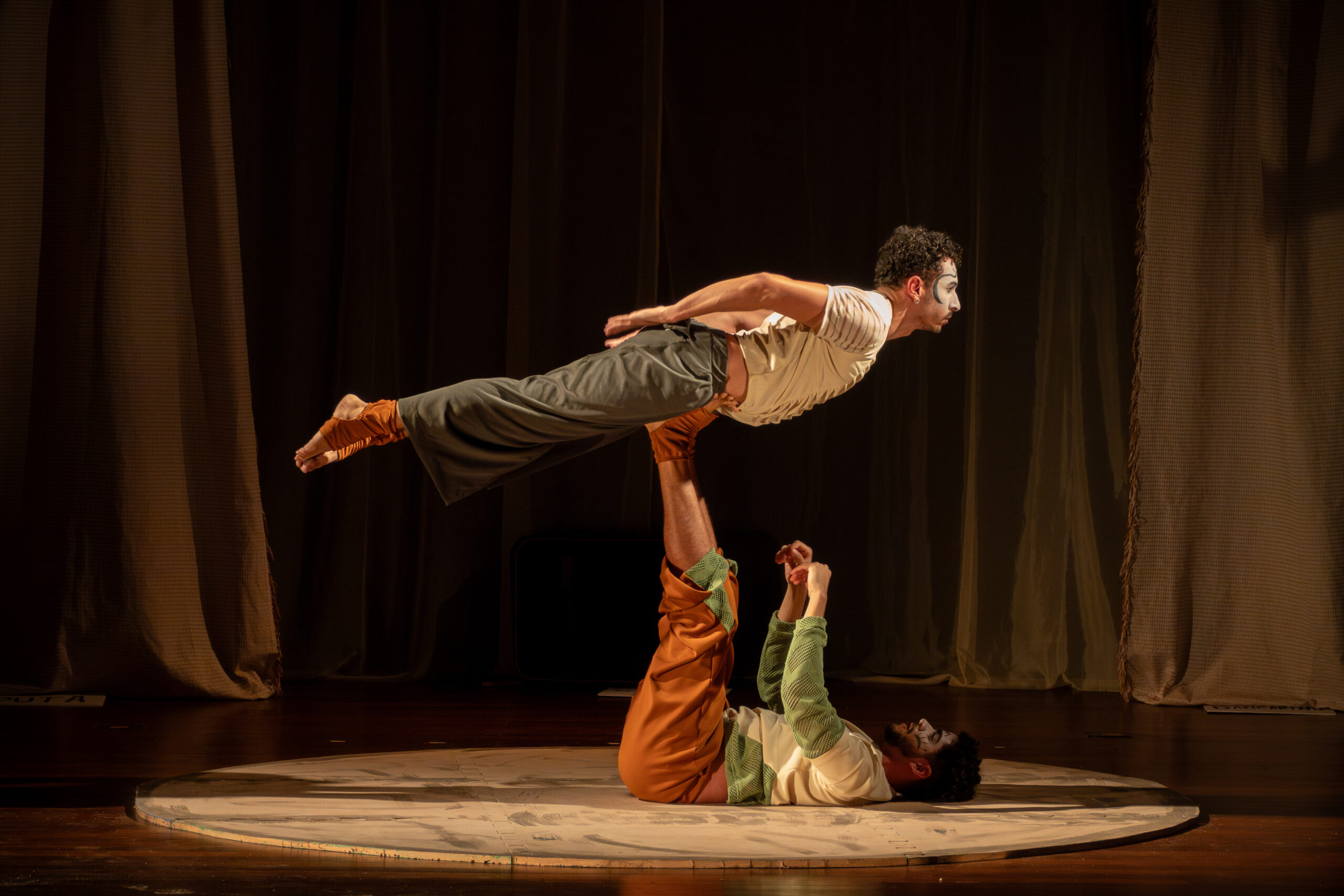 Espetáculo “Tudo que eu (não) vivi” faz única apresentação em Nova Iguaçu dia 31 de outubro