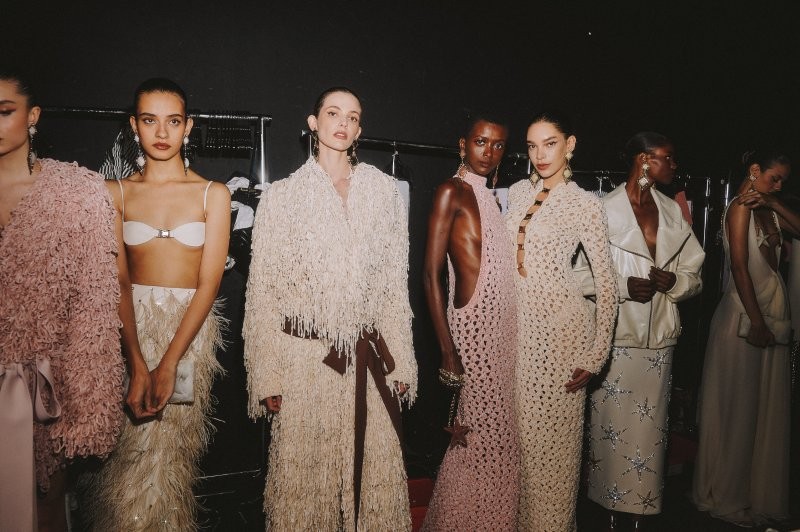 Charth apresenta coleção “Action” inspirada nos bastidores do cinema clássico