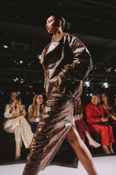 Charth apresenta coleção “Action” inspirada nos bastidores do cinema clássico