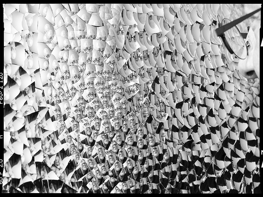 Gabriel de la Mora inaugura mostra inédita na Simões de Assis em SP