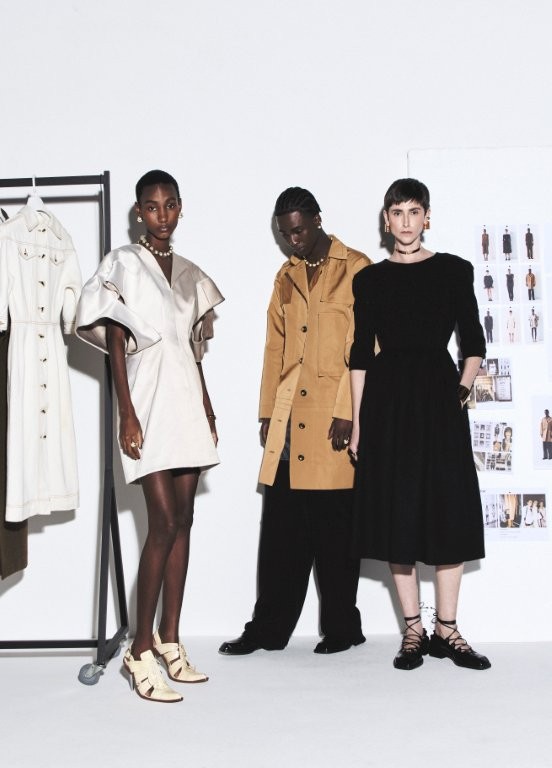 Hector Albertazzi e Alexandre Herchcovitch lançam collab exclusiva de acessórios