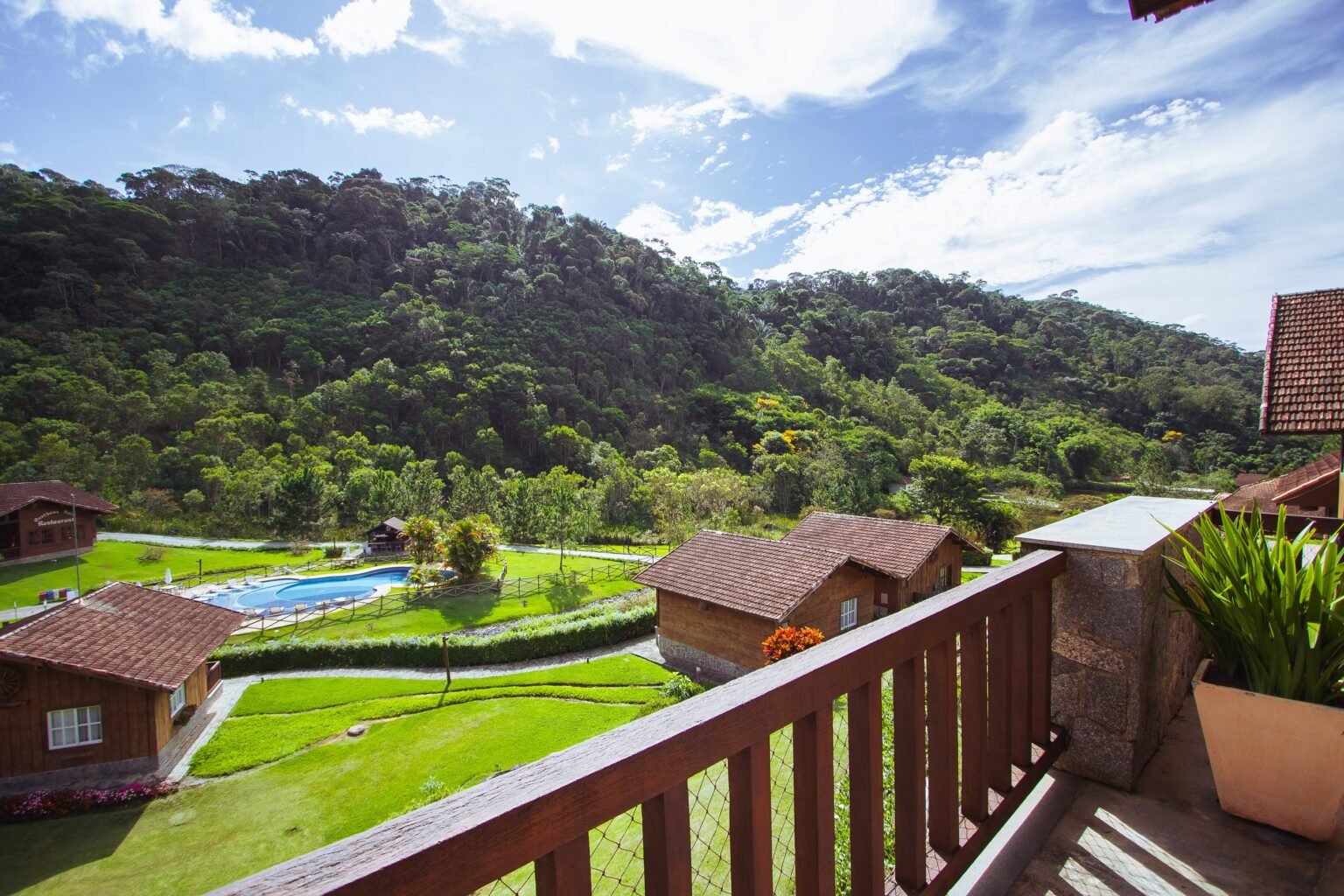 Hotel Fazenda Suica Le Canton 4