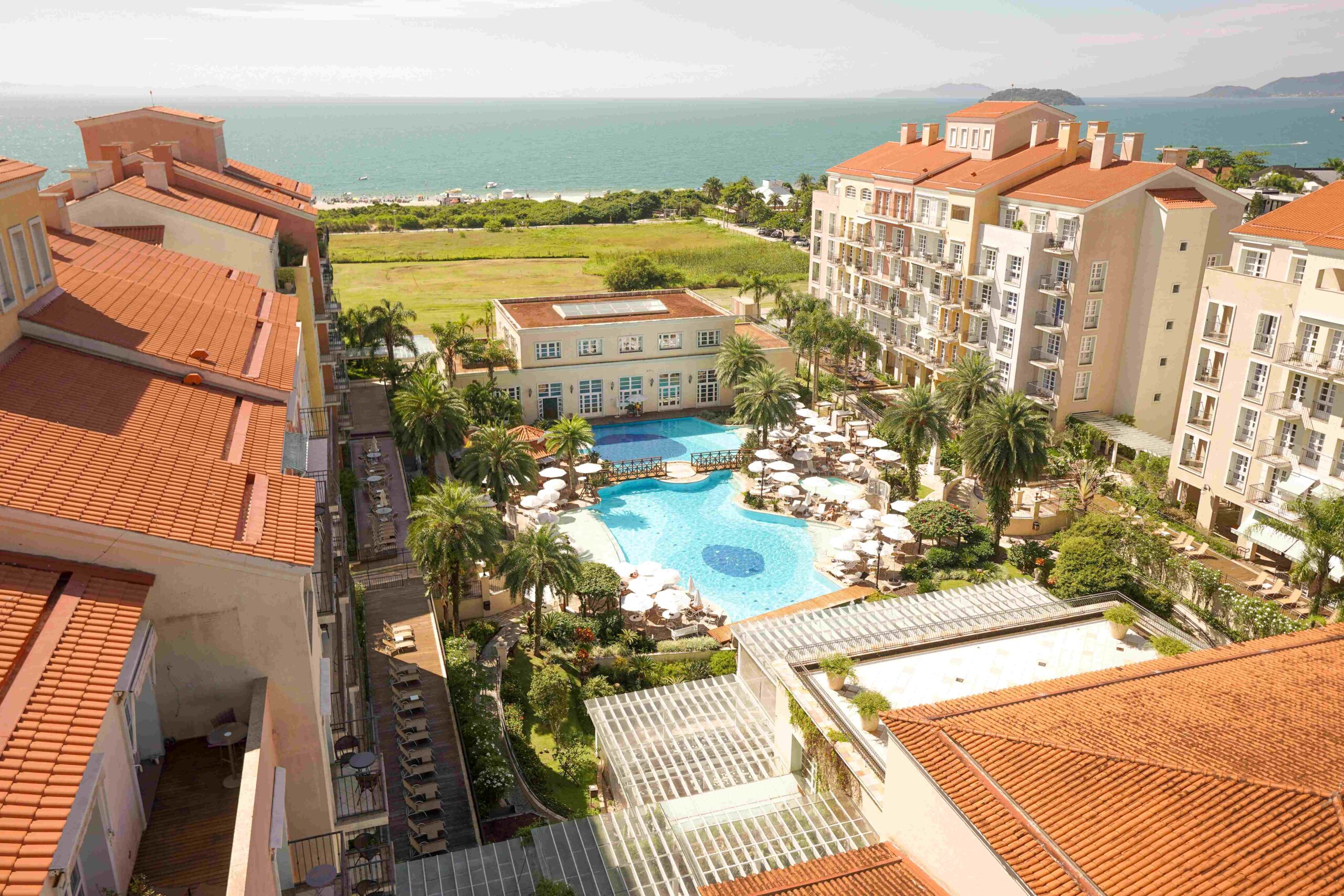 Hotéis de Jurerê in_ abrem 92 vagas temporárias para a temporada de verão