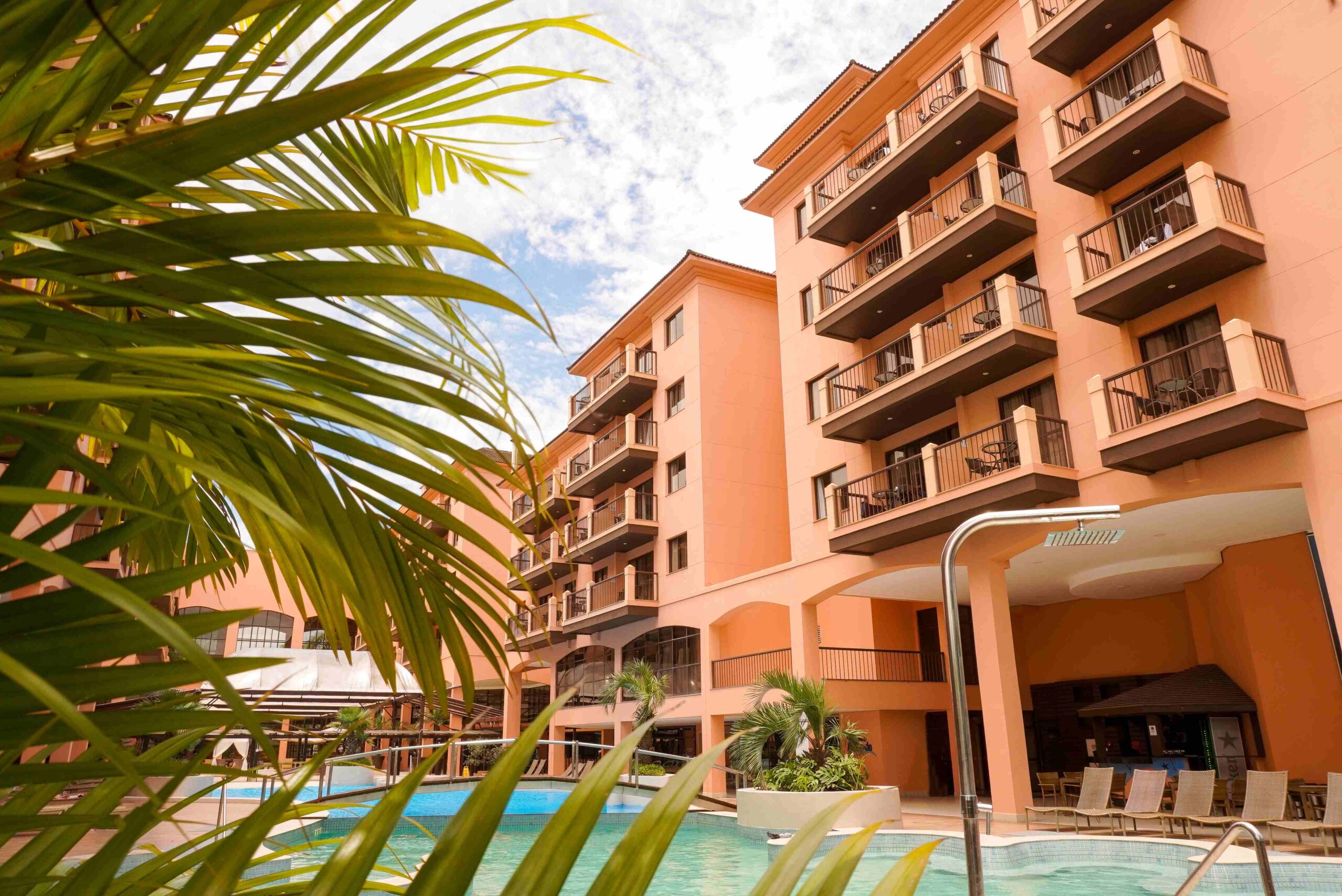 Hotéis de Jurerê in_ abrem 92 vagas temporárias para a temporada de verão