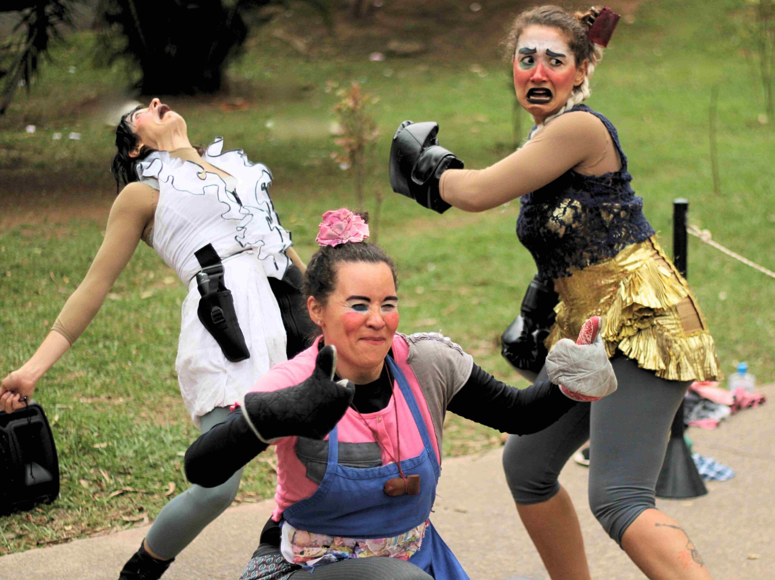 Cia. Madeirite Rosa celebra 10 anos de “A Luta” com sessões grátis em Bertioga