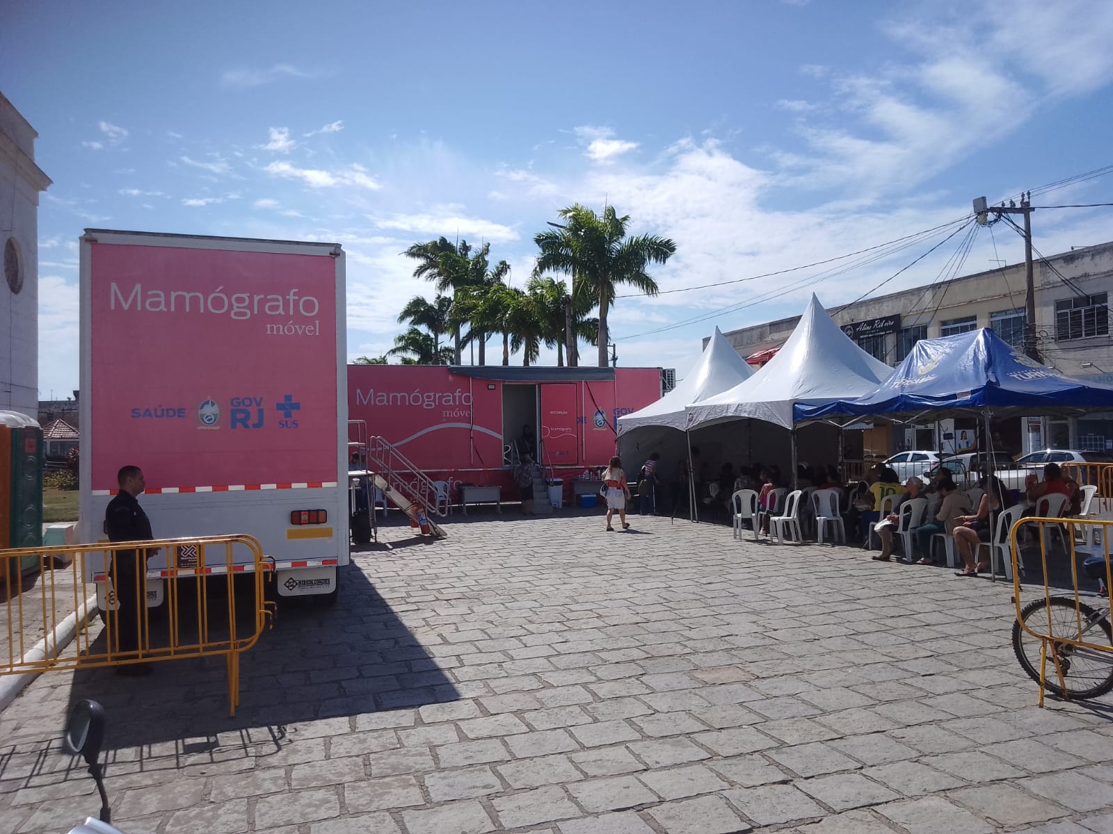 Bangu Shopping recebe carreta para mamografia e ultrassom gratuitos