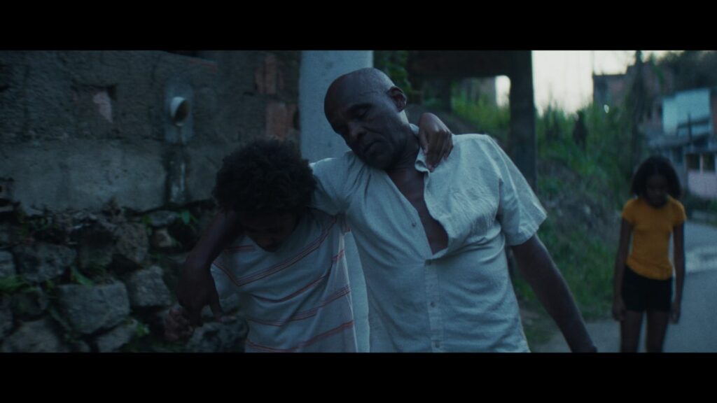 Curta “O Casulo” tem pré-estreia gratuita em Niterói com Paulo Betti Curta “O Casulo” tem pré-estreia gratuita em Niterói com Paulo Betti