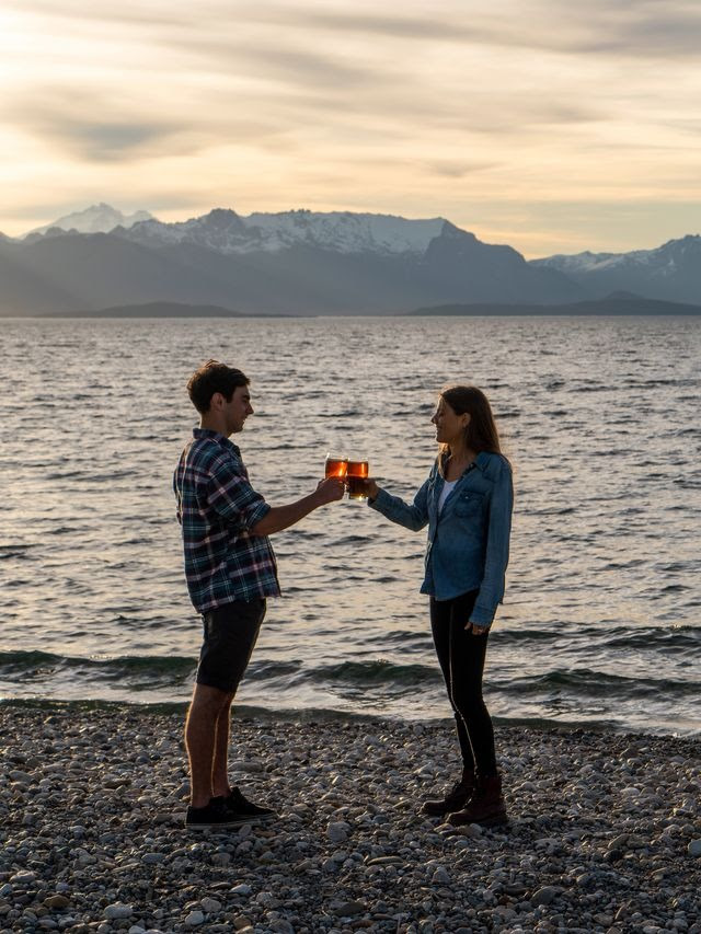 A rota da cerveja artesanal na Argentina conquista viajantes e brinda tradição, turismo e sabor
