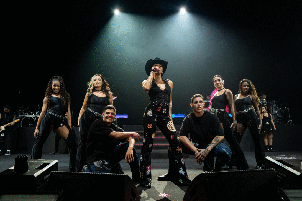 Ana Castela encerra turnê em Portugal com shows lotados e muita emoção Ana Castela encerra turnê em Portugal com shows lotados e muita emoção